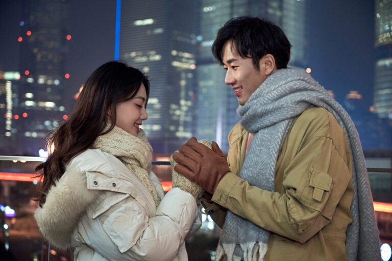 Lovepik_com-501707484-intimate-warming-of-hands-at-night-in-winter